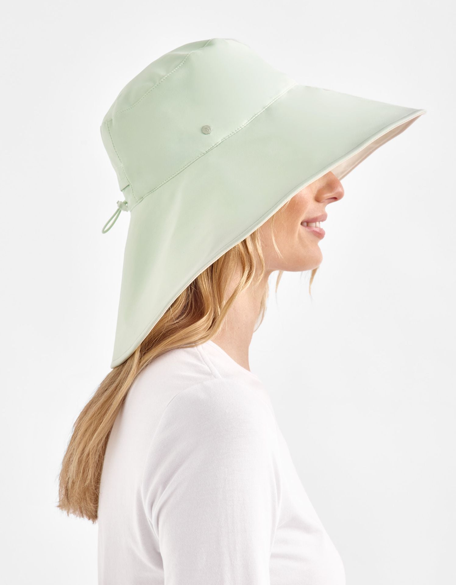 Cool Green / Beige