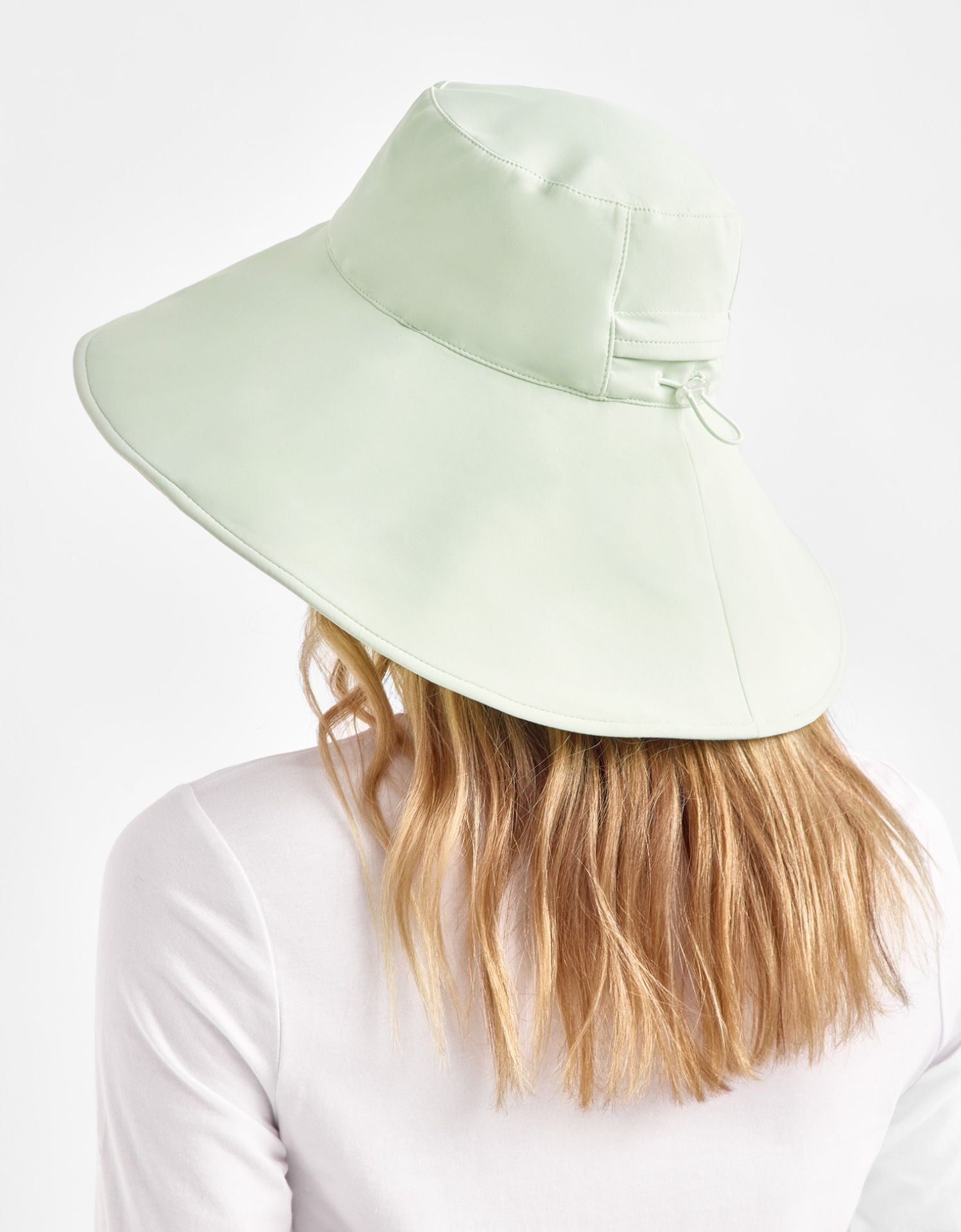 Cool Green / Beige