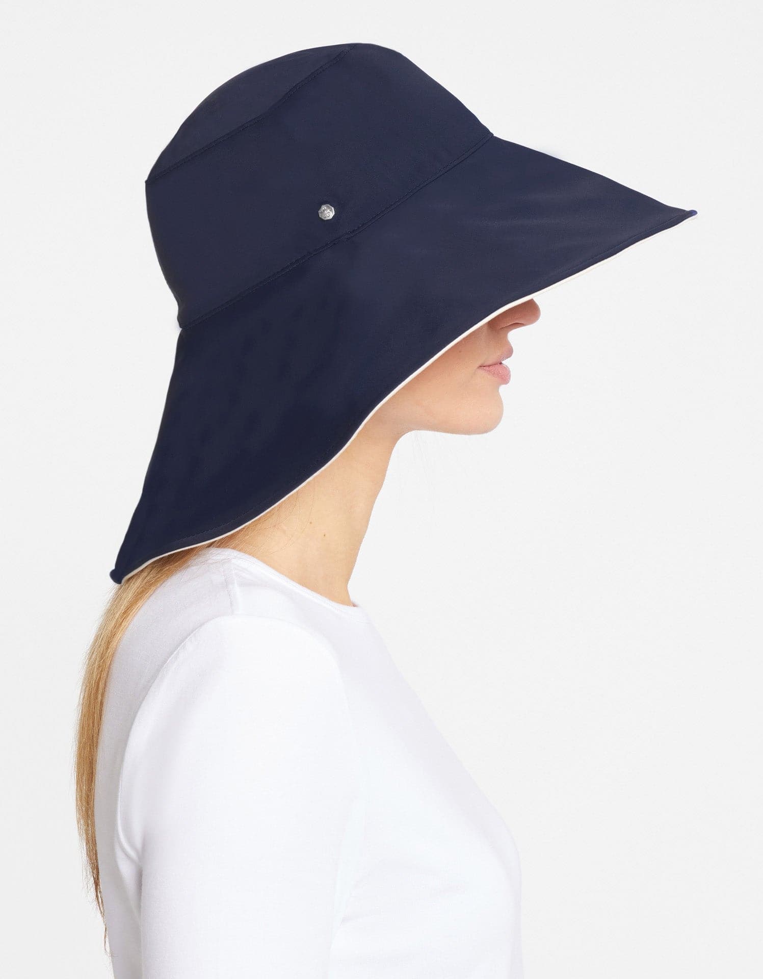 Navy / Beige